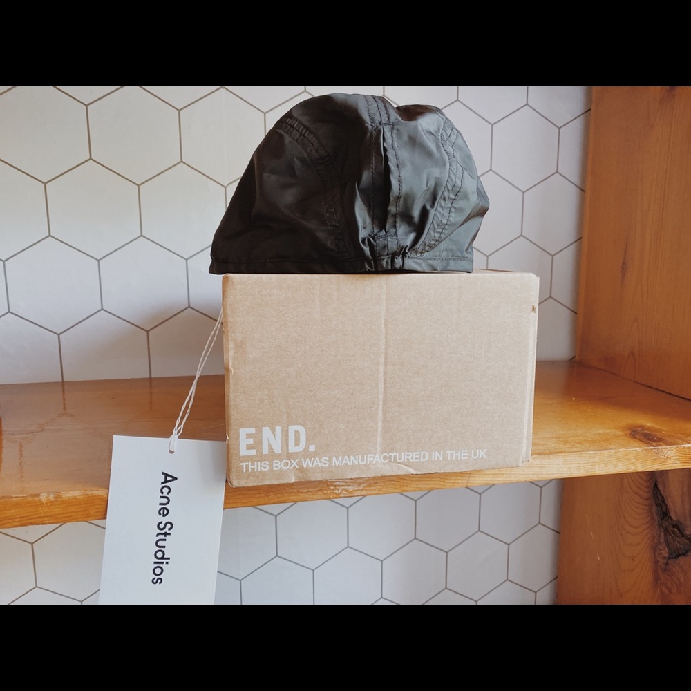 Acne Studios Crideli Cap - NEW WITH TAG - Picture 3 of 5